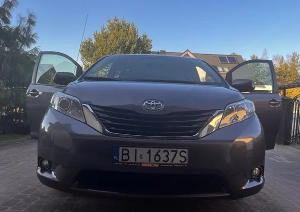 Toyota Sienna cena 77000 przebieg: 98000, rok produkcji 2013 z Białystok małe 211